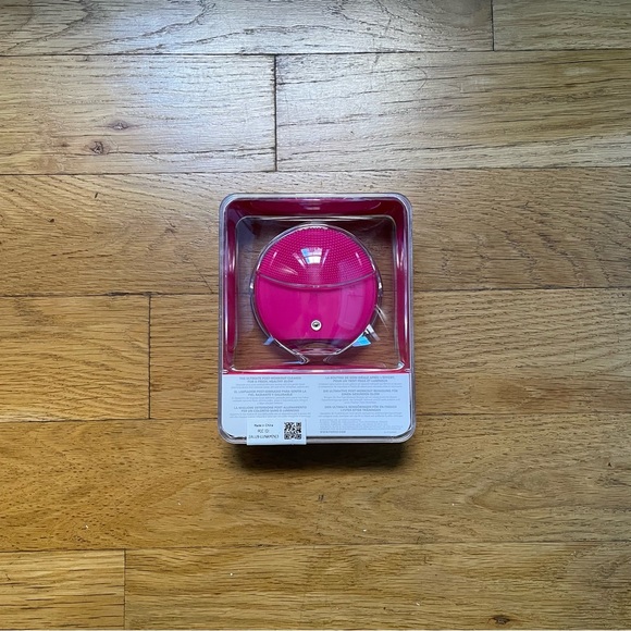 NWT fuchsia Foreo LUNA Mini 3 (O/S) - Picture 5 of 8